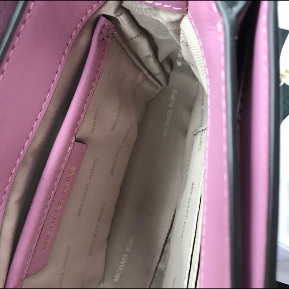 Michael Kors Purse clutch/crossbody - Picture 2 of 5